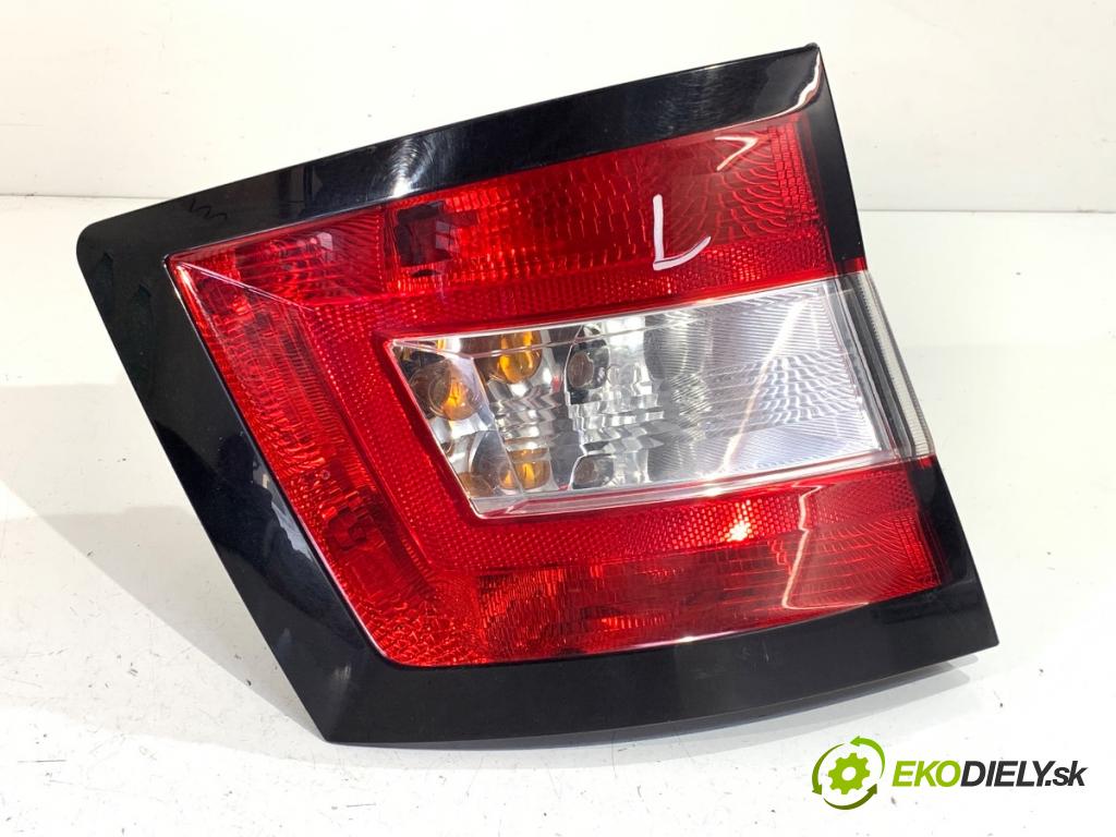 SKODA FABIA III Kombi 2017 77 kW 1.4 TDI 1422 světlo levý zadní část 6V9945095