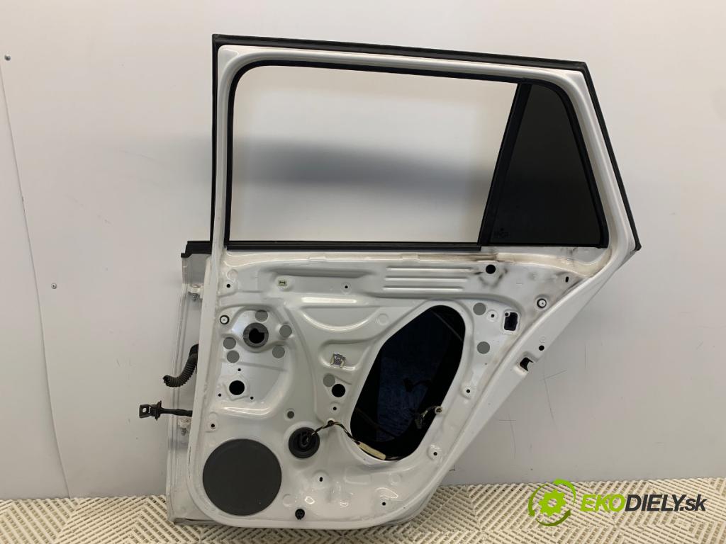 SKODA FABIA III Kombi 2017 77 kW 1.4 TDI 1422 dveře pravý zadní část
