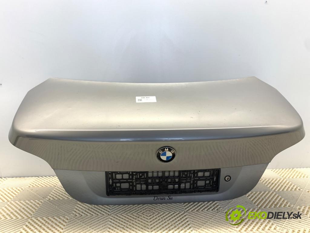 BMW E60 sedan 2004 125 kW 520 i 2171 kapota zad 