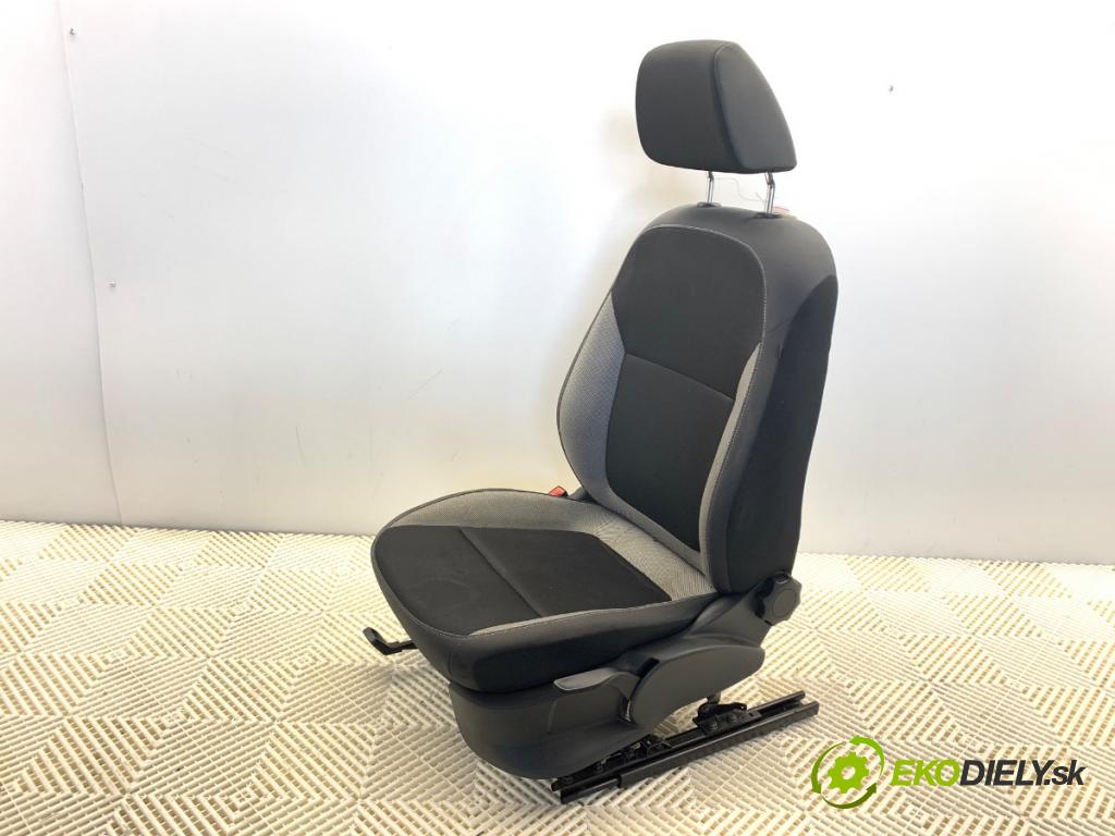 SKODA FABIA III Kombi 2017 77 kW 1.4 TDI 1422 sedadlo levý přední část