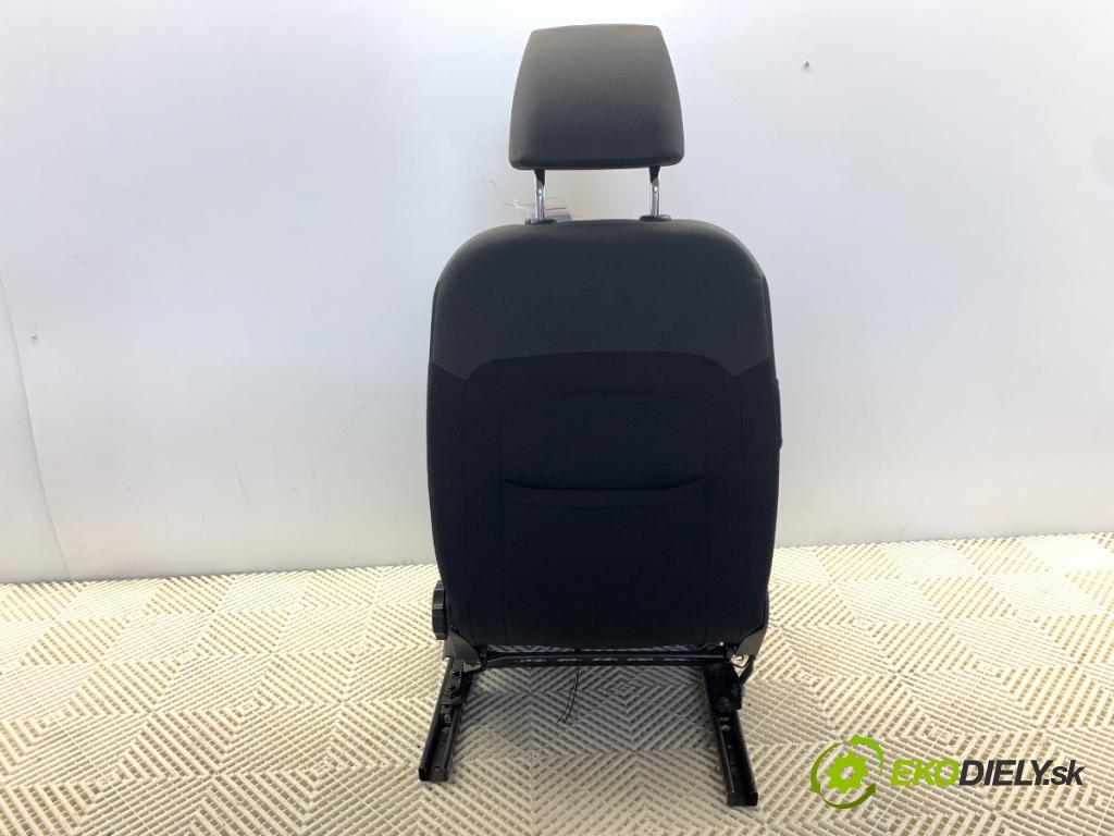 SKODA FABIA III Kombi 2017 77 kW 1.4 TDI 1422 sedadlo levý přední část