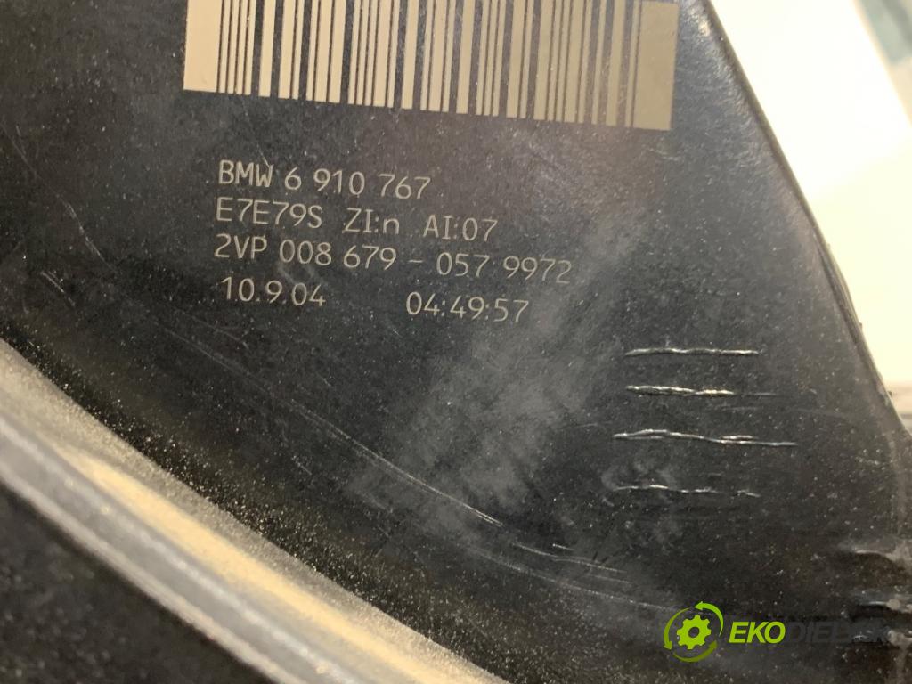 BMW E60 sedan 2004 125 kW 520 i 2171 Svetlo ľavy zad 6910767