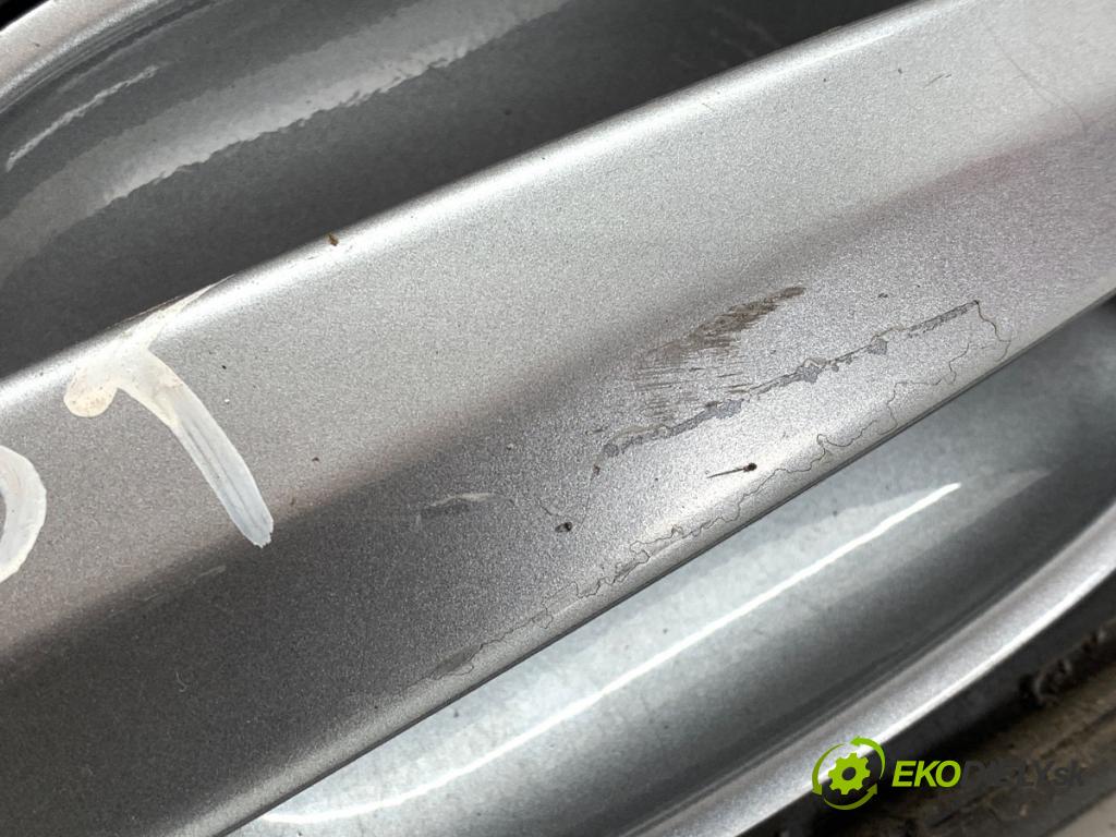 BMW E60 sedan 2004 125 kW 520 i 2171 Kľučka vonkajšia pravy zad