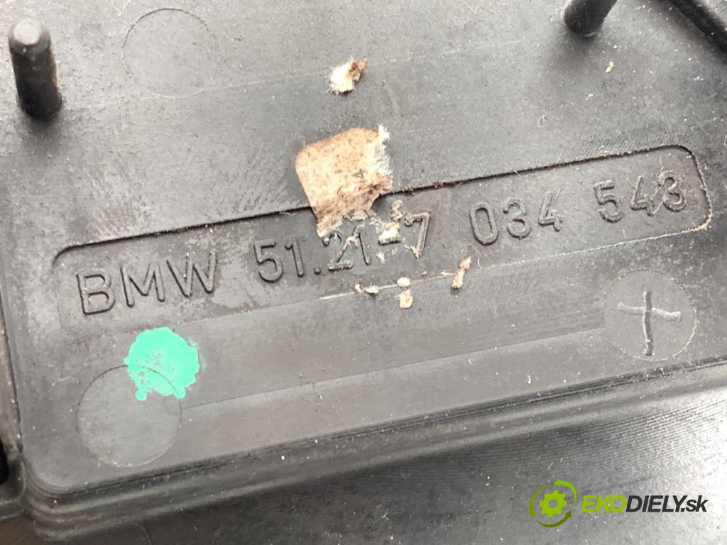 BMW E60 sedan 2004 125 kW 520 i 2171 Kľučka vonkajšia ľavy zad 7034543