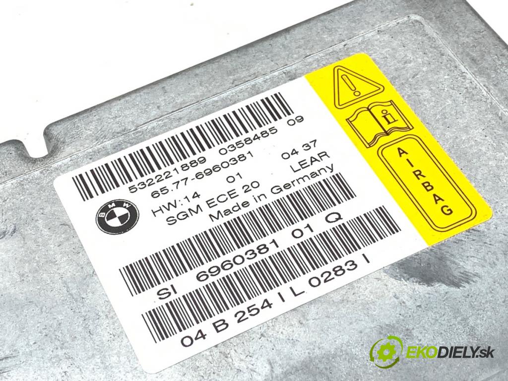 BMW E60 sedan 2004 125 kW 520 i 2171 senzor airbag 6960381 (Snímač)