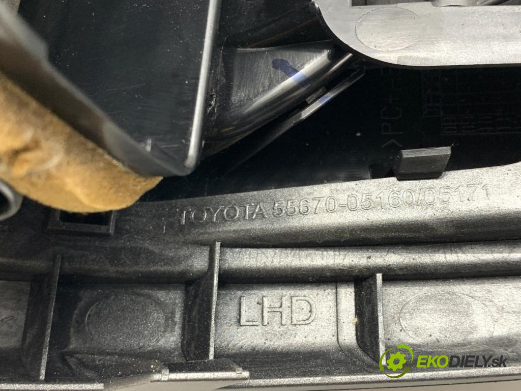 TOYOTA AVENSIS T27 Kombi 2013 110 kW 2.2 D-4D (ADT271_) 2231 Mriežky kúrenia predný 55670-05160