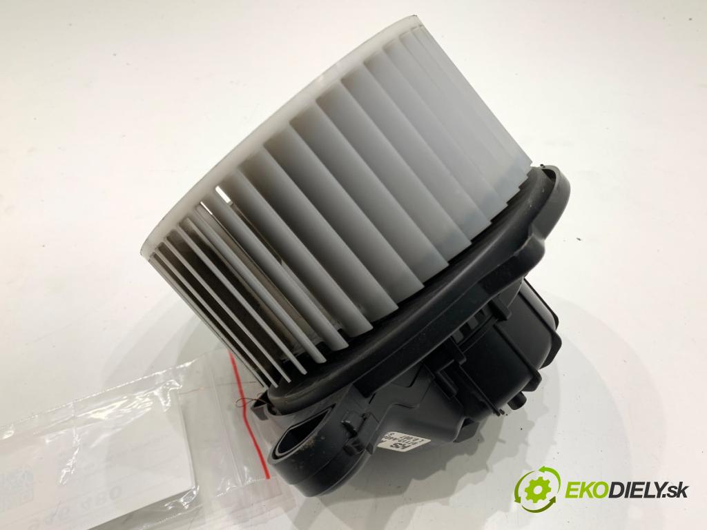 HYUNDAI i30 liftback 2018 88 kW 1.0 T-GDI 998 ventilátor kúrenia 97113-A4000