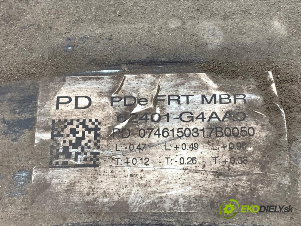 HYUNDAI i30 liftback 2018 88 kW 1.0 T-GDI 998 výztuha pod motor 62401-G4AA0 (Přední výztuha)