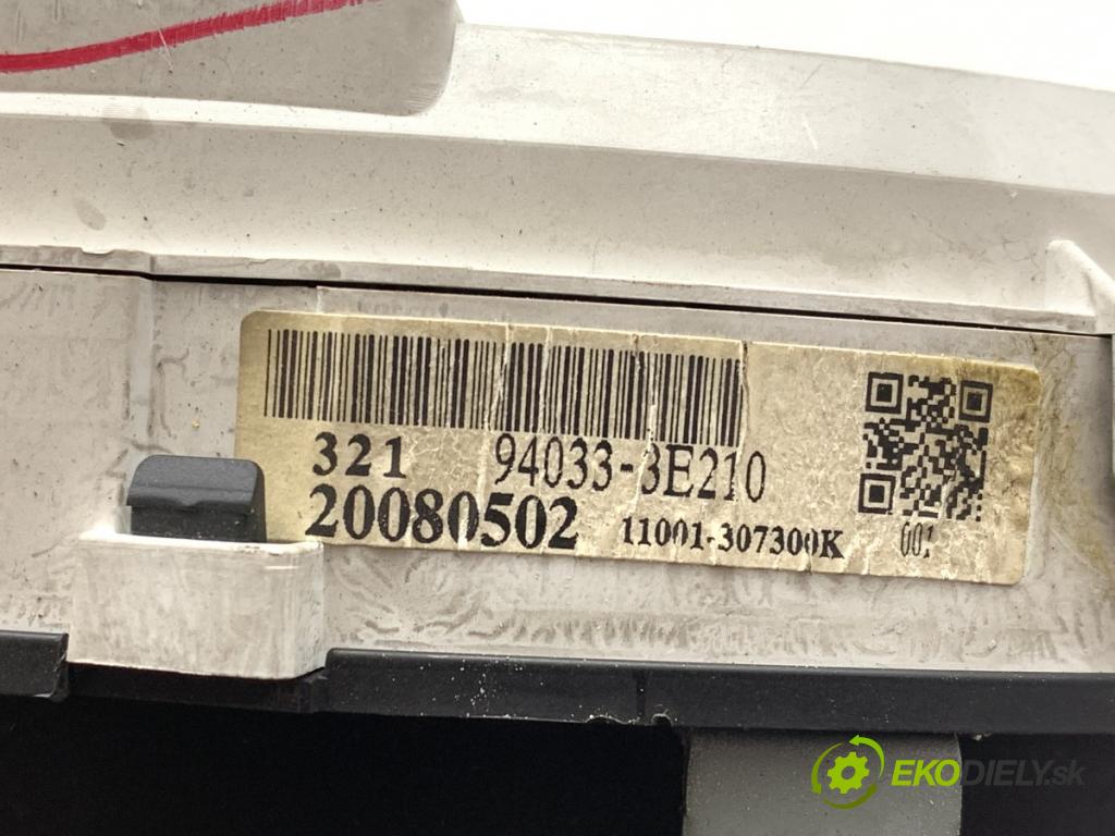 KIA SORENTO I SUV 2008 125 kW 2.5 CRDi 2497 Prístrojovka 94033-3E210 (Prístrojová doska)