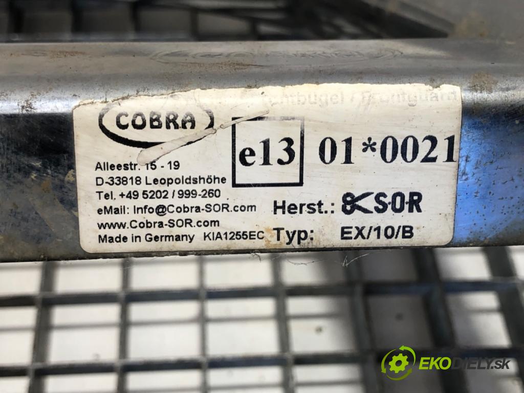KIA SORENTO I SUV 2008 125 kW 2.5 CRDi 2497 POTRUBÍ: přední část KLOKAN