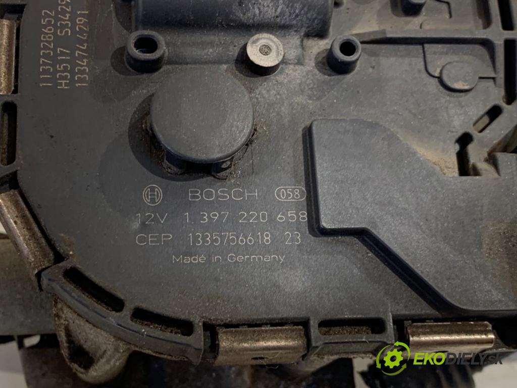 SKODA SUPERB II liftback 2014 103 kW 2.0 TDI 1968 mechanismus stěračů přední část 3T1955023A (Motorek stěračů přední)