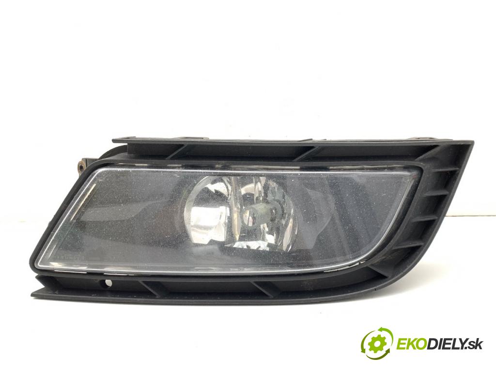 SKODA SUPERB II liftback 2014 103 kW 2.0 TDI 1968 Hmlové svetlo, hmlovka pravy predný 3T0941700C