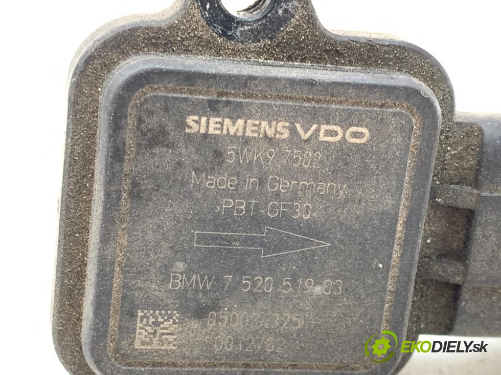 BMW E60 sedan 2004 125 kW 520 i 2171 Váha vzduchu 7520519 (Váha vzduchu)