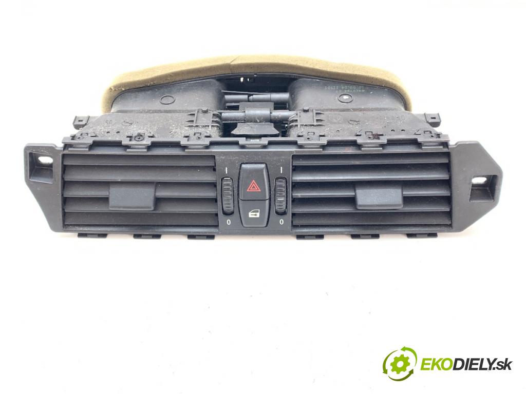 BMW E60 sedan 2004 125 kW 520 i 2171 Mriežky kúrenia predný 6910734