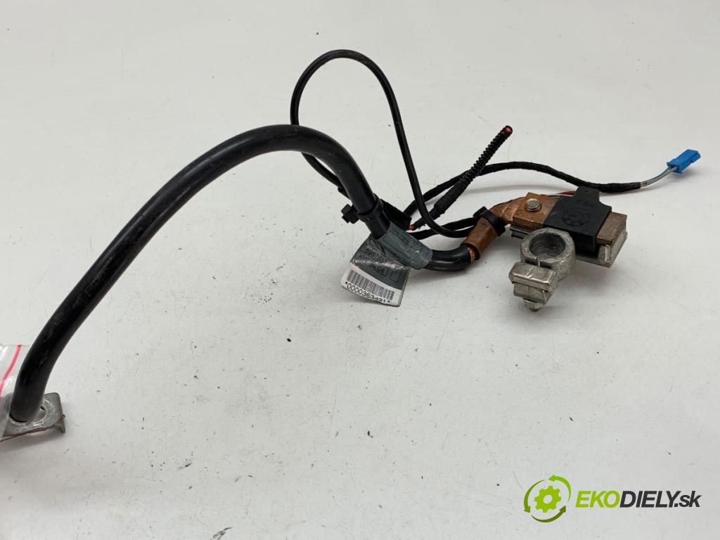 BMW E60 sedan 2004 125 kW 520 i 2171 svorka MINUS 6928989