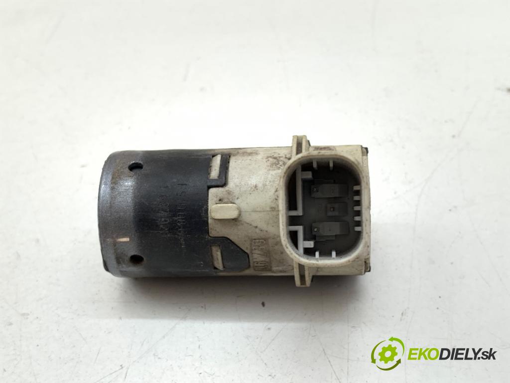 BMW E60 sedan 2004 125 kW 520 i 2171 Snímač PDC 6940504