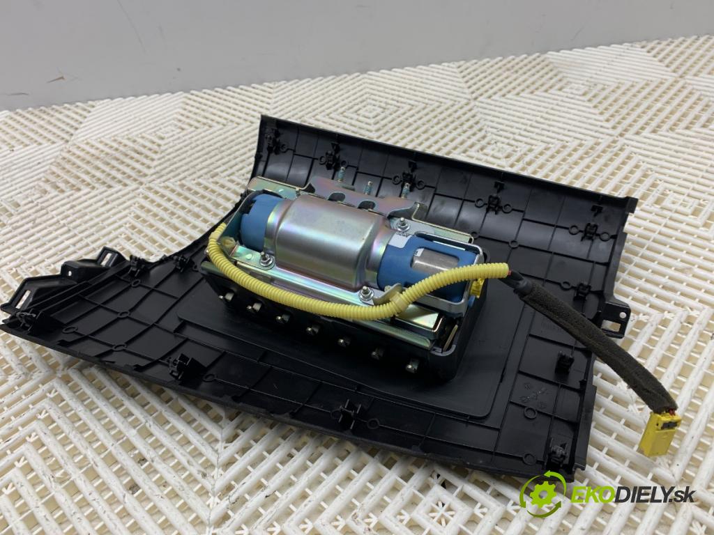 HONDA CR-V III SUV 2007 103 kW 2.2 i-CTDi 4WD (RE6) 2204 AirBag spolujazdca 77850-SWA-G812-M1 (Airbag)