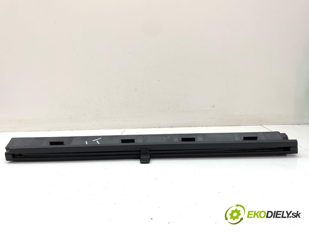 BMW E61 Kombi 2007 173 kW 530 d 2993 Roleta Dvere ľavy zad
