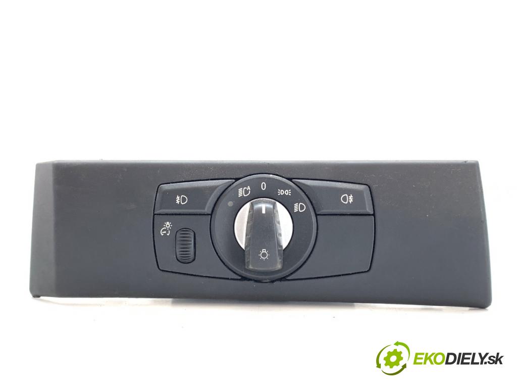 BMW E61 Kombi 2008 130 kW 520 d 1995 Spínač svetiel 6988565