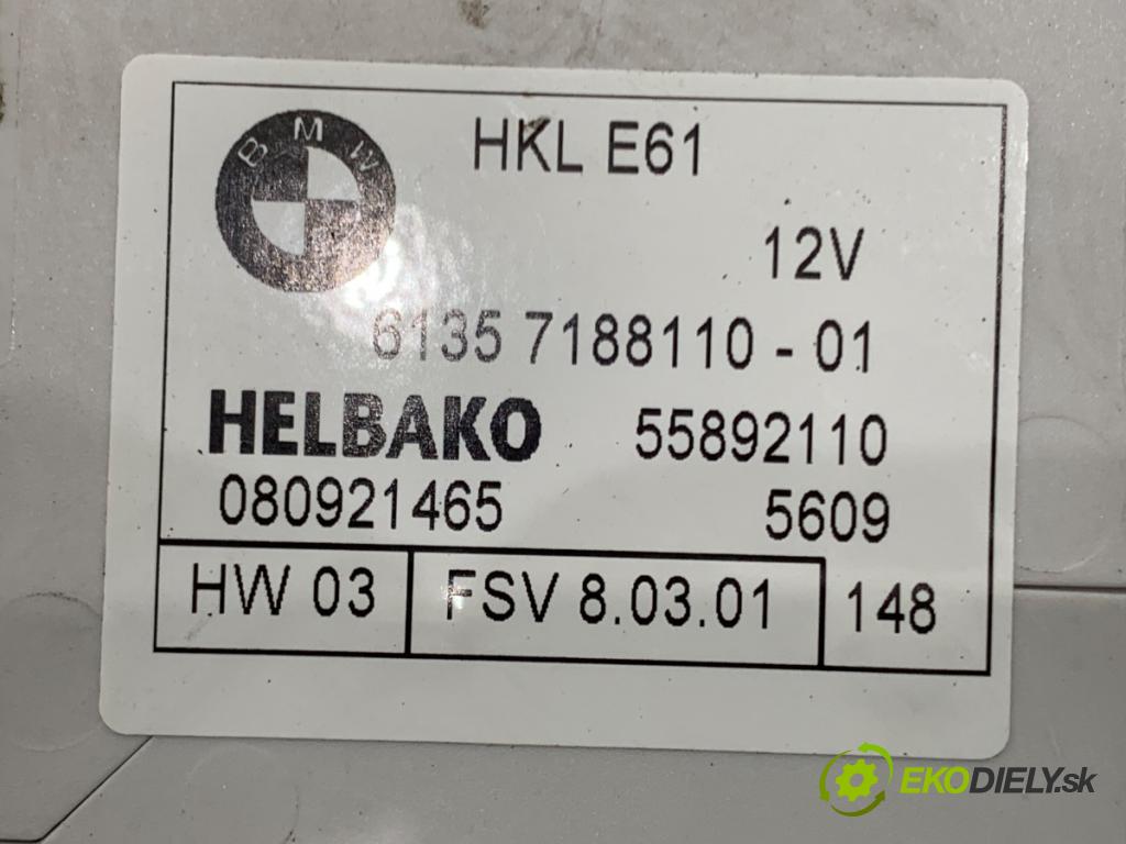 BMW E61 Kombi 2008 130 kW 520 d 1995 modul dveří kufra 7188110