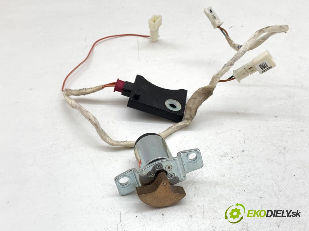 BMW E61 Kombi 2008 130 kW 520 d 1995 Motor O PASA volantu 608225600A