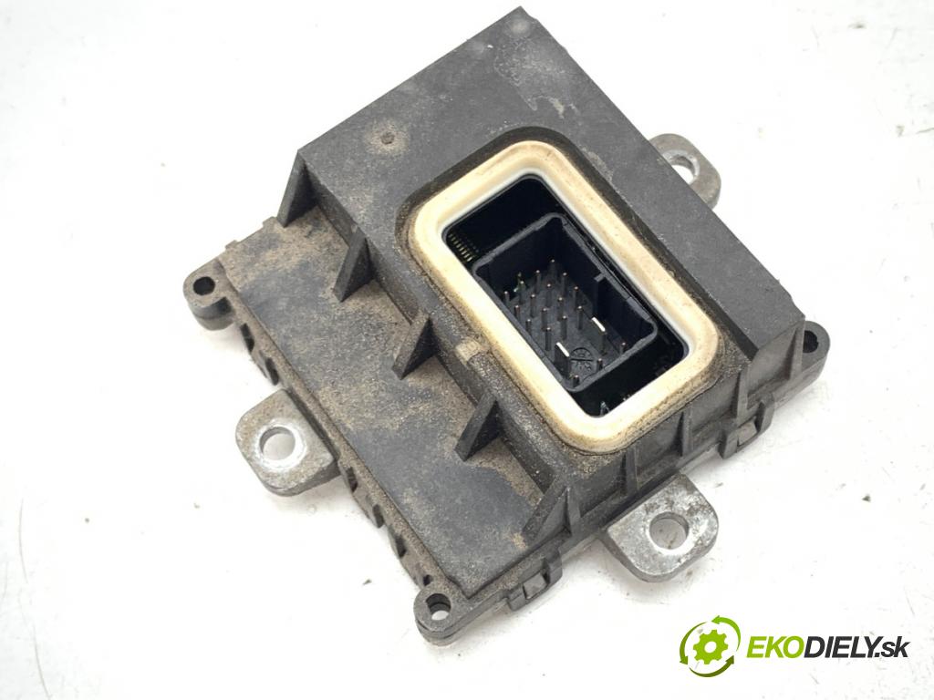 BMW E61 Kombi 2008 130 kW 520 d 1995 Modul uhlu svetla 7189312