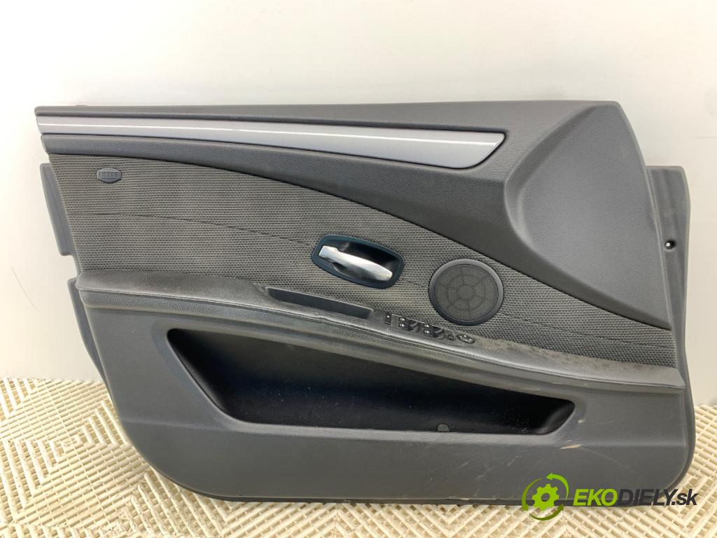 BMW E61 Kombi 2007 173 kW 530 d 2993 čalúnenie Dvere ľavy predný 