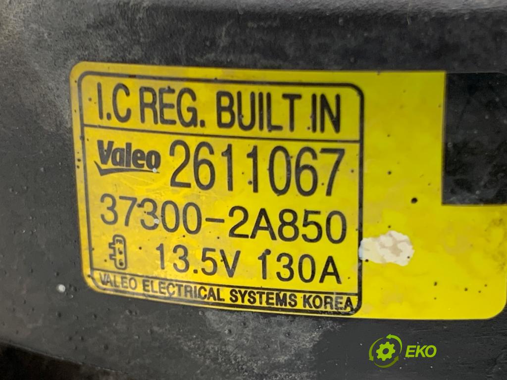 HYUNDAI ix35 SUV 2013 85 kW 1.7 CRDi 1685 Alternátor 37300-2A850 (Alternátor)