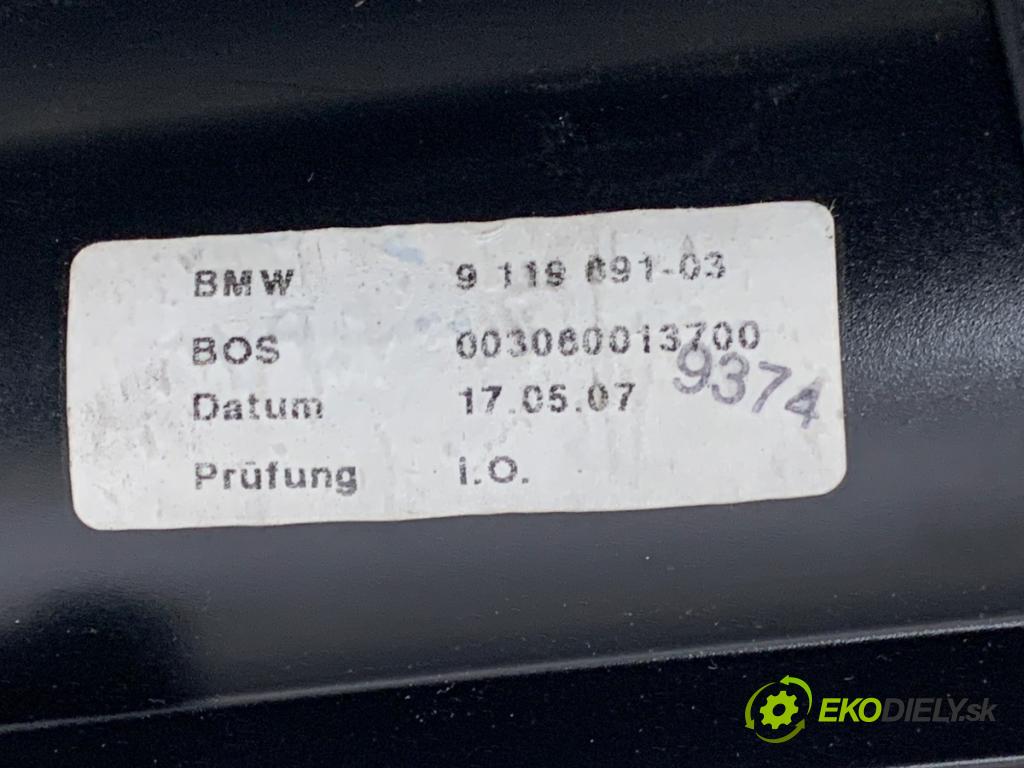 BMW E61 Kombi 2007 173 kW 530 d 2993 Roleta kufra 9119691