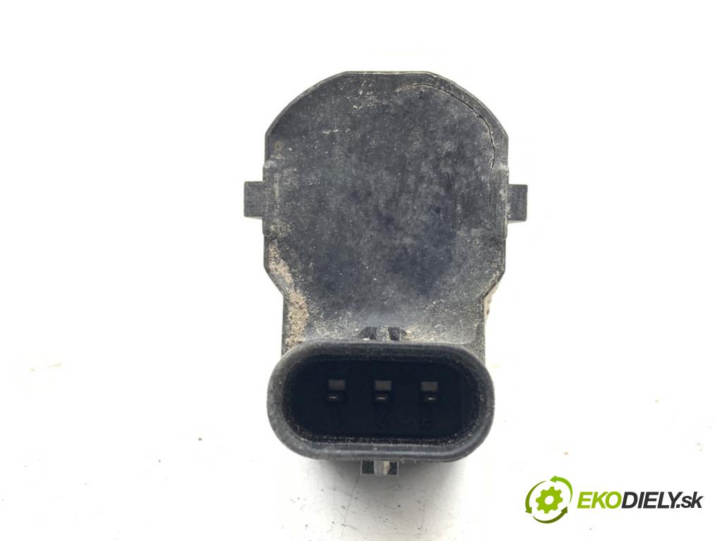 BMW E61 Kombi 2008 130 kW 520 d 1995 snímač PDC 9139866