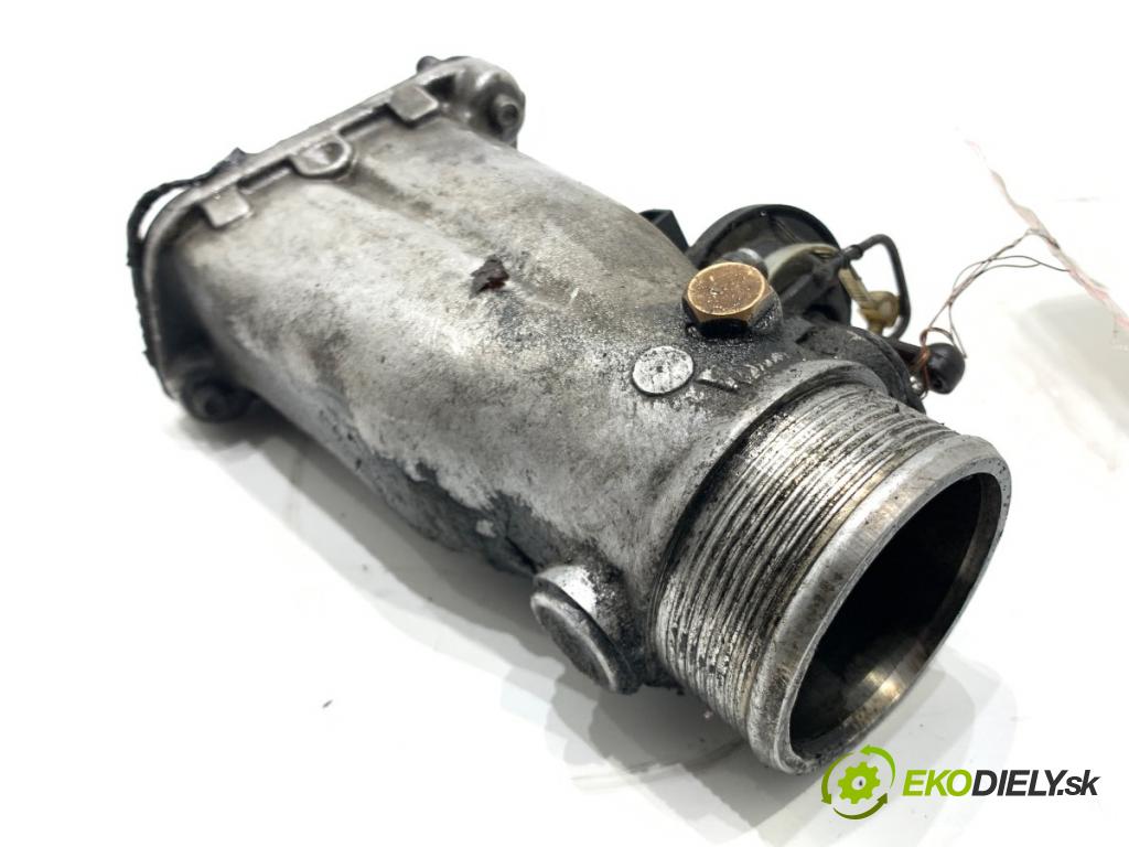 AUDI A6 C5 Kombi 2003 132 kW 2.5 TDI quattro 2496 Škrtiaca klapka 4B0145950C (Škrtiaca klapka)