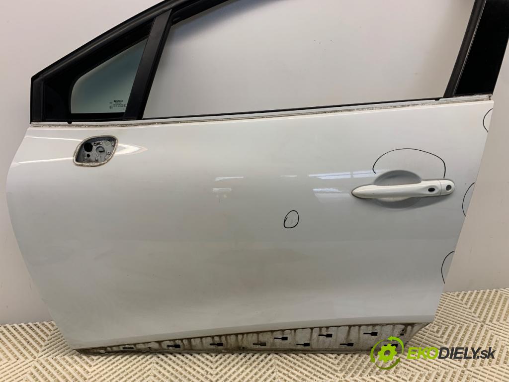 RENAULT CLIO IV liftback 2018 54 kW 1.2 16V 1149 Dvere ľavy predný DV369
