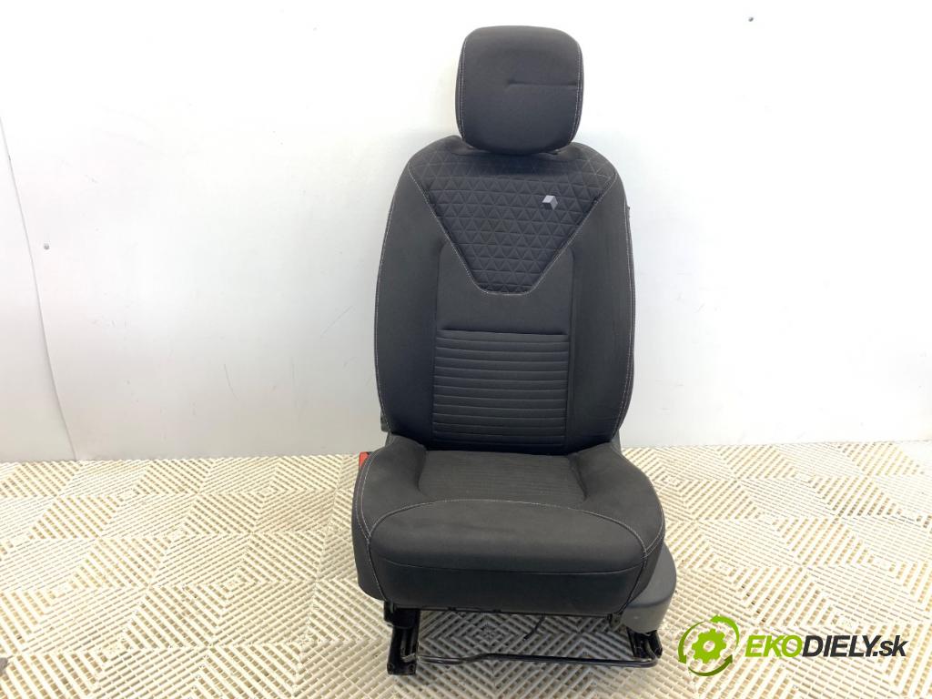 RENAULT CLIO IV liftback 2018 54 kW 1.2 16V 1149 Sedadlo ľavy predný 