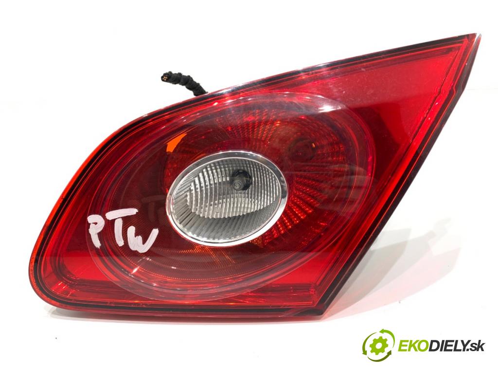 VW PASSAT CC B6 coupe 2008 103 kW 2.0 TDI 1968 Svetlo pravy zad vnútorná 3C8945094