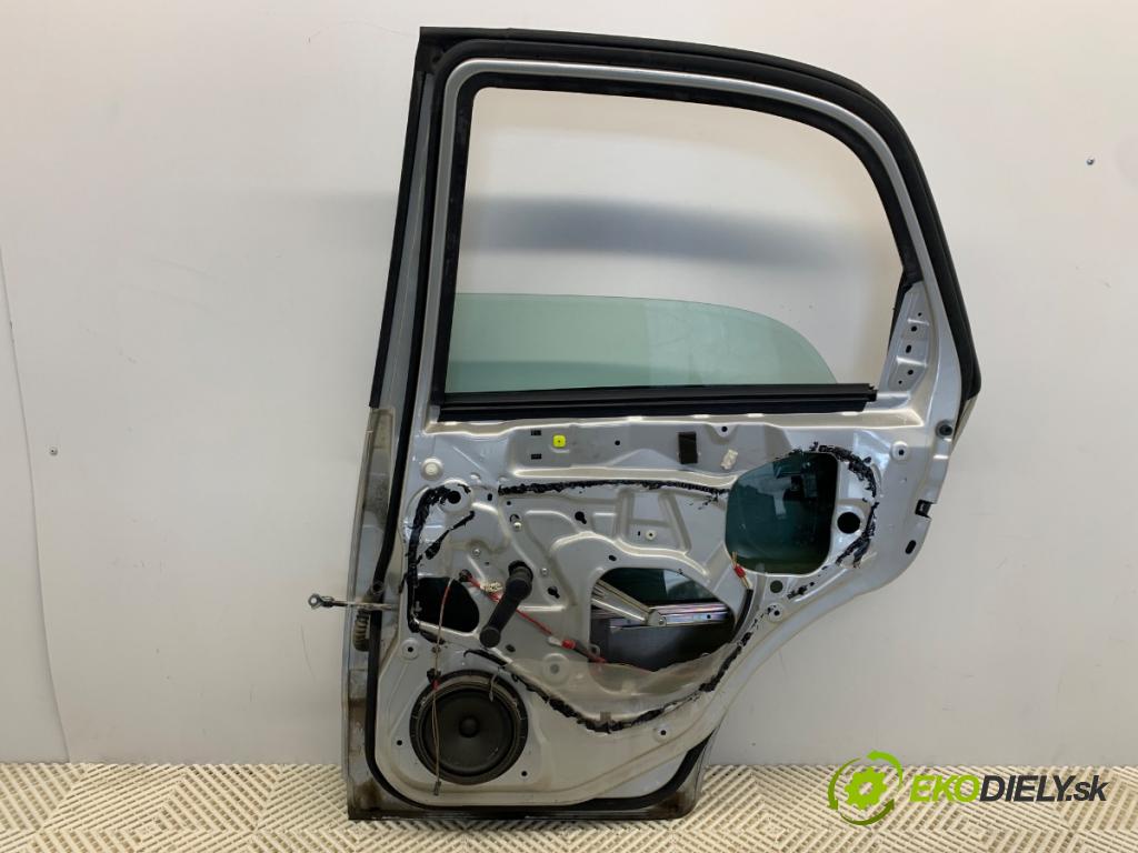 SUZUKI SX4 liftback 2007 79 kW 1.6 VVT (RW 416) 1586 dveře pravý zadní část