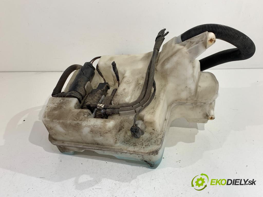 BMW E61 Kombi 2007 173 kW 530 d 2993 nádržka ostřikovačů 7179449