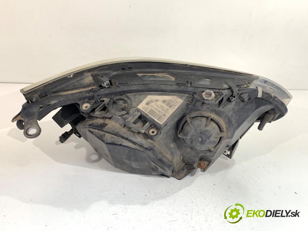 BMW E61 Kombi 2007 173 kW 530 d 2993 Svetlomet ľavy predný XENON 7177739