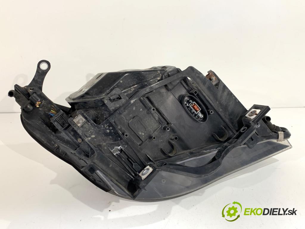BMW E61 Kombi 2007 173 kW 530 d 2993 Svetlomet ľavy predný XENON 7177739