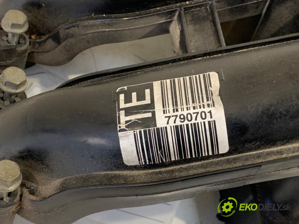 BMW E61 Kombi 2007 173 kW 530 d 2993 potrubí sání 7790700 (Sací potrubí)