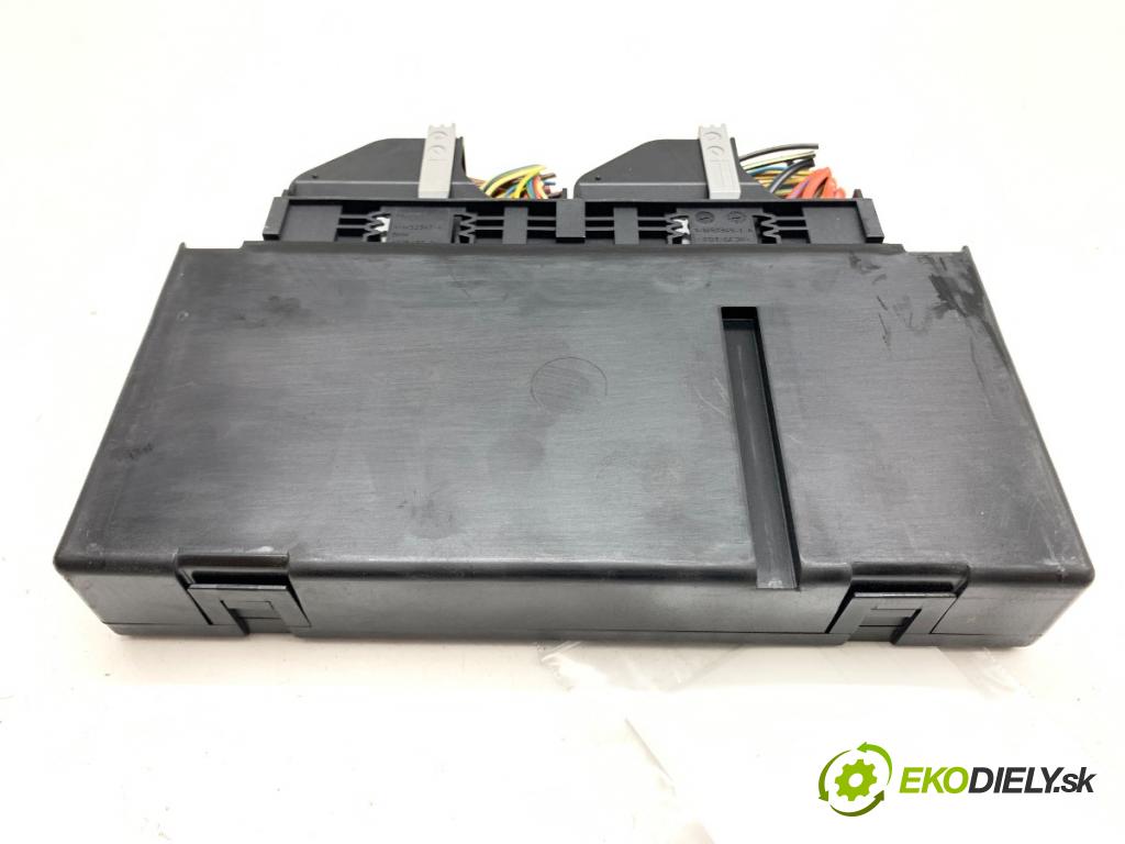 BMW E61 Kombi 2007 173 kW 530 d 2993 Modul komfortu 9157156 (Modul komfortu)