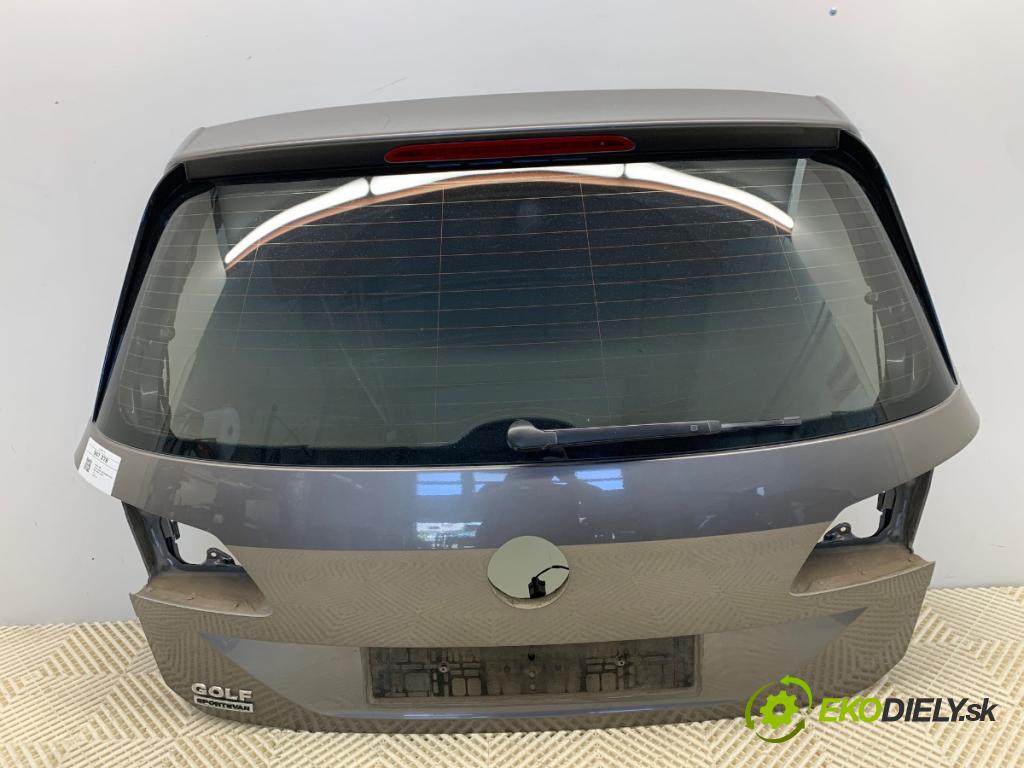 VW GOLF VII Kombi 2015 81 kW 1.6 TDI 1598 kapota zad 