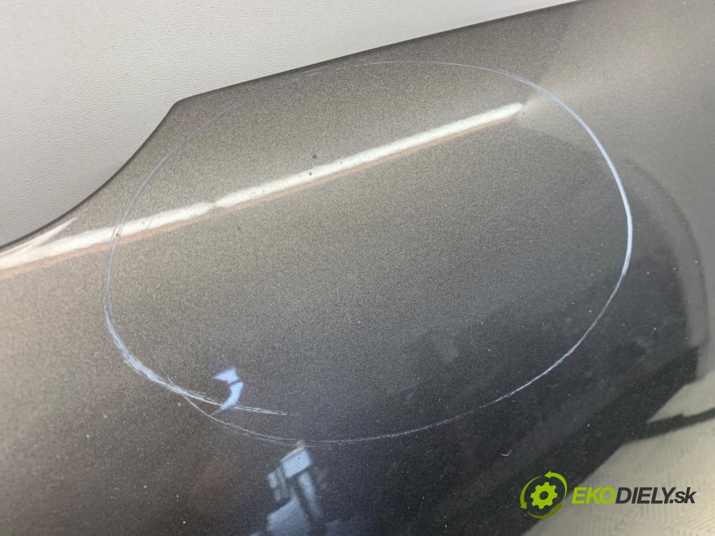 VW GOLF VII Kombi 2015 81 kW 1.6 TDI 1598 kapota  (Kapota)