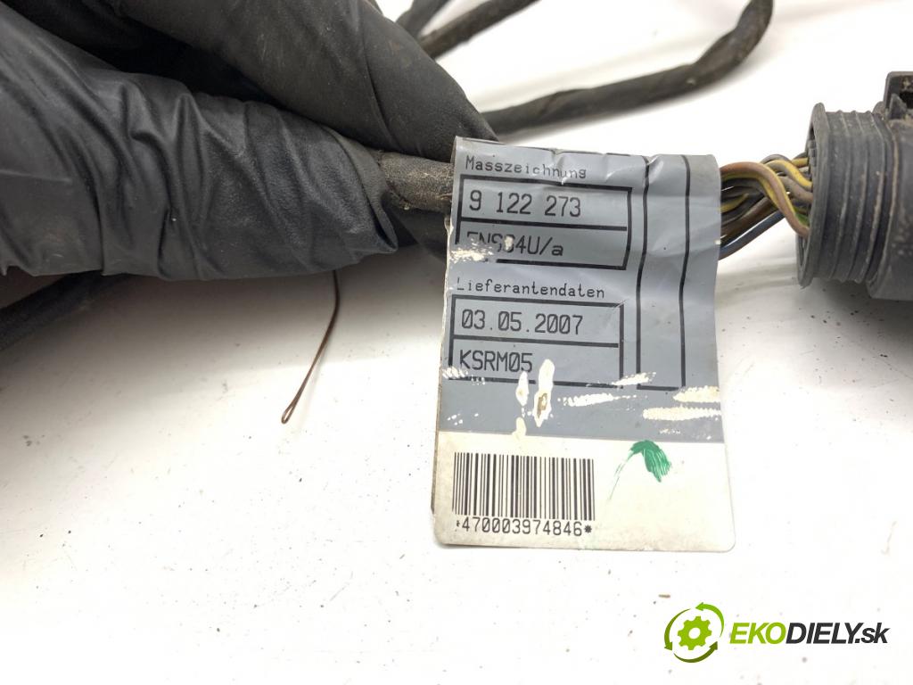 BMW E61 Kombi 2007 173 kW 530 d 2993 Káblovačka PDC predný 9122273