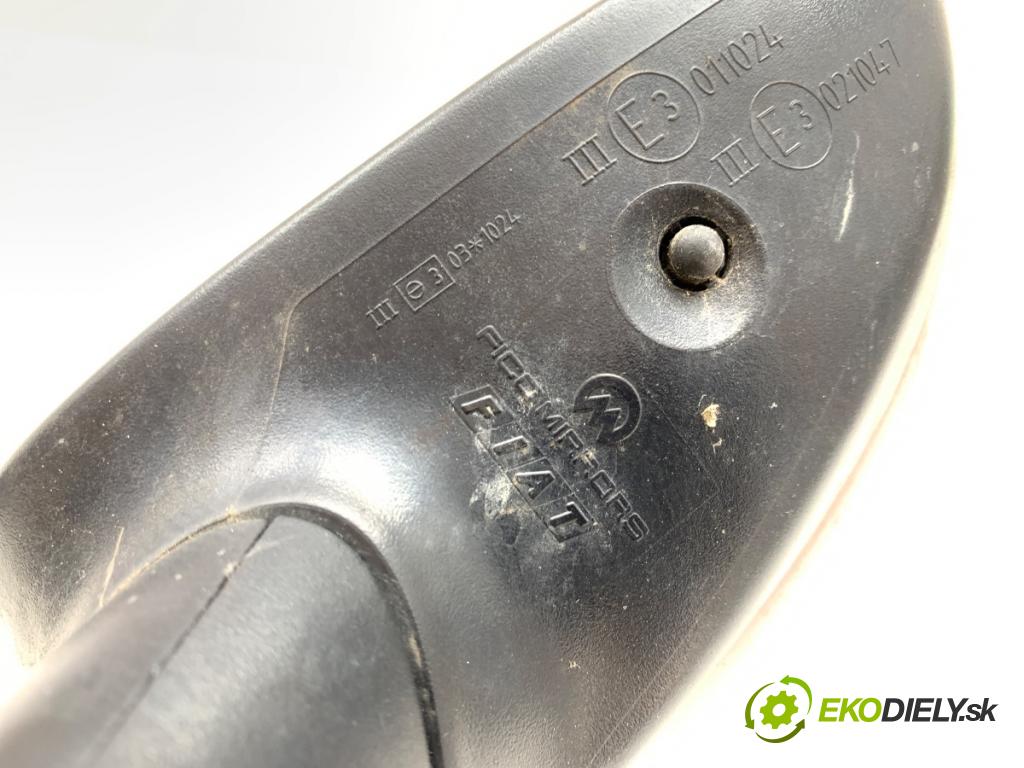 FIAT PUNTO EVO liftback 2010 55 kW 1.3 D Multijet (199AXC1A, 199BXC1A, 199AXT1A, 199BXT1A) 1248 zpětné zrcátko pravý