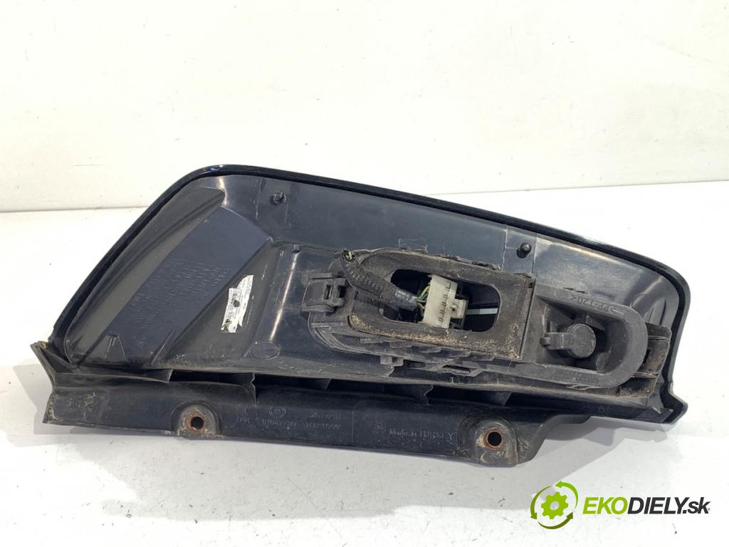 FIAT PUNTO EVO liftback 2010 55 kW 1.3 D Multijet (199AXC1A, 199BXC1A, 199AXT1A, 199BXT1A) 1248 Svetlo pravy zad 518497390