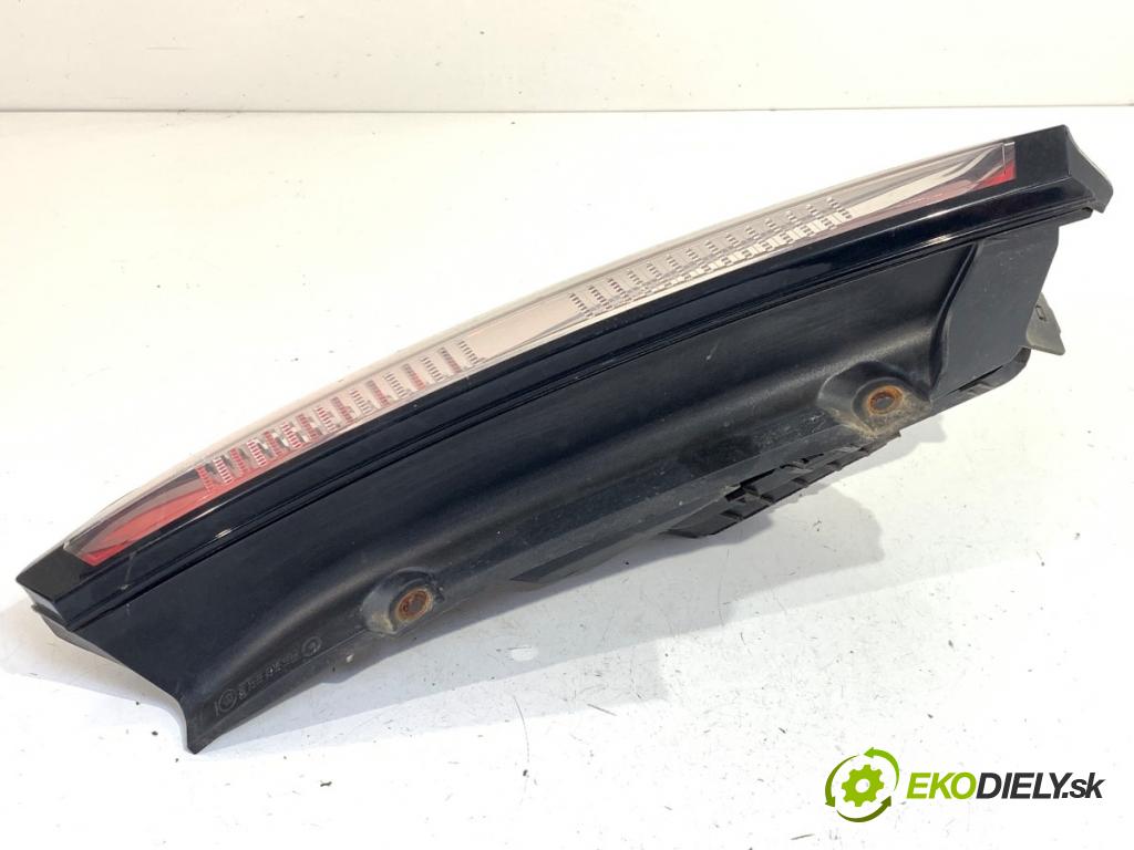 FIAT PUNTO EVO liftback 2010 55 kW 1.3 D Multijet (199AXC1A, 199BXC1A, 199AXT1A, 199BXT1A) 1248 Svetlo ľavy zad 518497380