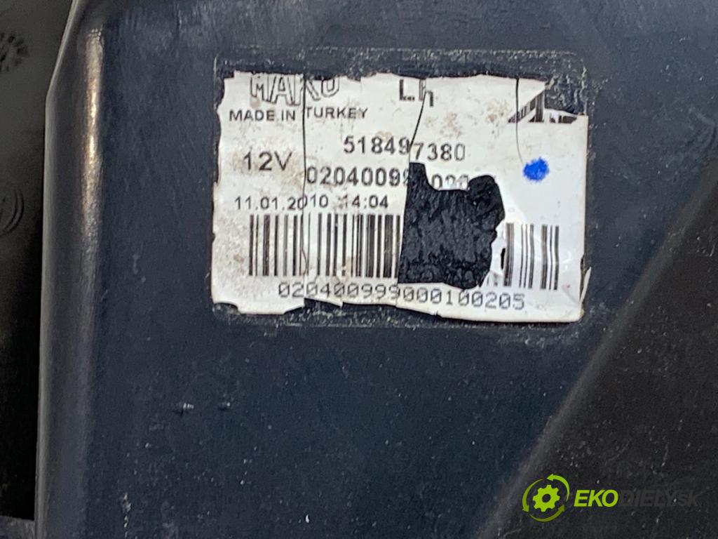 FIAT PUNTO EVO liftback 2010 55 kW 1.3 D Multijet (199AXC1A, 199BXC1A, 199AXT1A, 199BXT1A) 1248 Svetlo ľavy zad 518497380