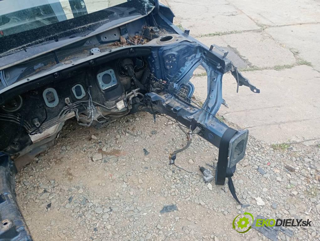 HYUNDAI i30 liftback 2018 88 kW 1.0 T-GDI 998 karoséria ČTVRŤÁK: Blatník prah strecha PODŁUŻNICA