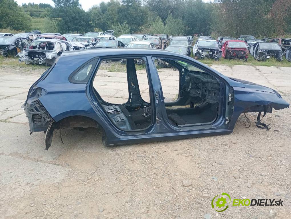 HYUNDAI i30 liftback 2018 88 kW 1.0 T-GDI 998 karoséria ČTVRŤÁK: Blatník prah strecha PODŁUŻNICA