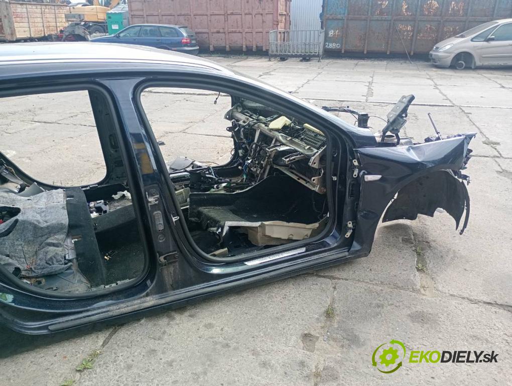 OPEL INSIGNIA B Kombi 2018 121 kW 1.5 (35) 1490 karoséria ČTVRŤÁK: Blatník prah strecha PODŁUŻNICA